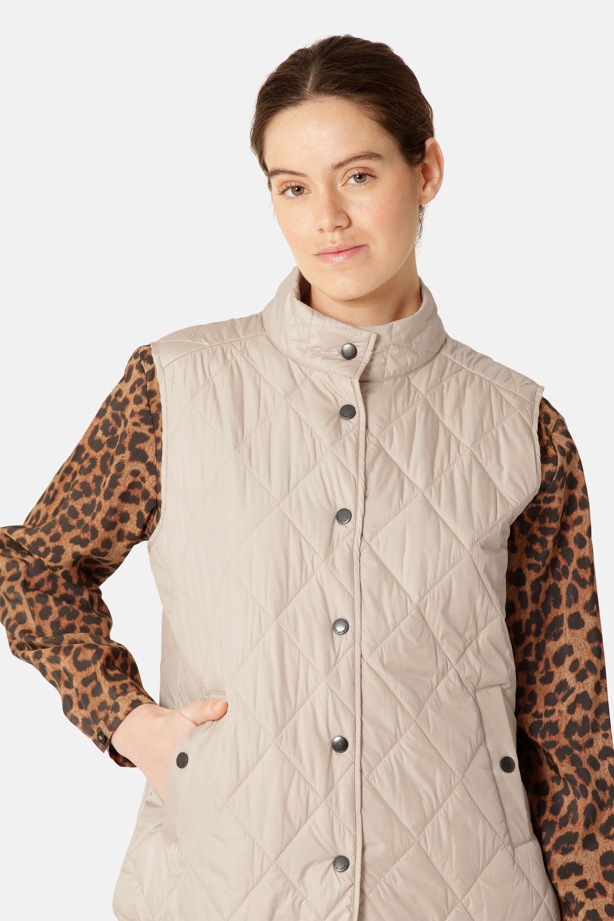 Quilted Short Vest - Light camel
